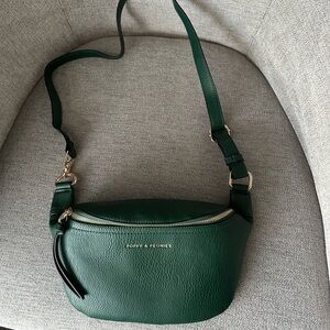 Sidekick in Heritage Green - Poppy and Peonies (FLAW, see pics)